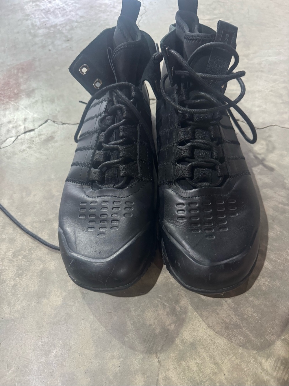 Men's Black Lace-Up High-Top Utility Boots